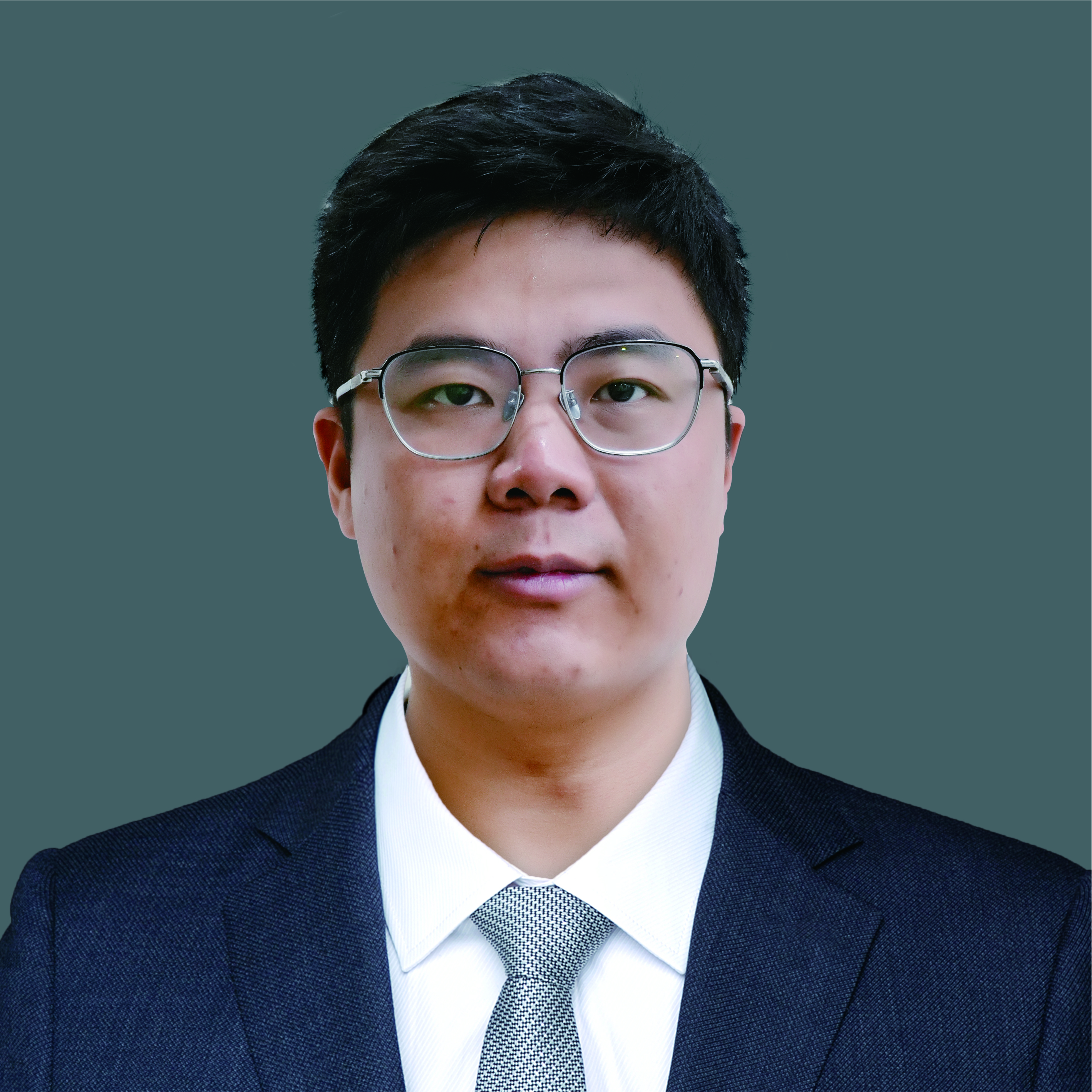 庞雅东  总务处干事